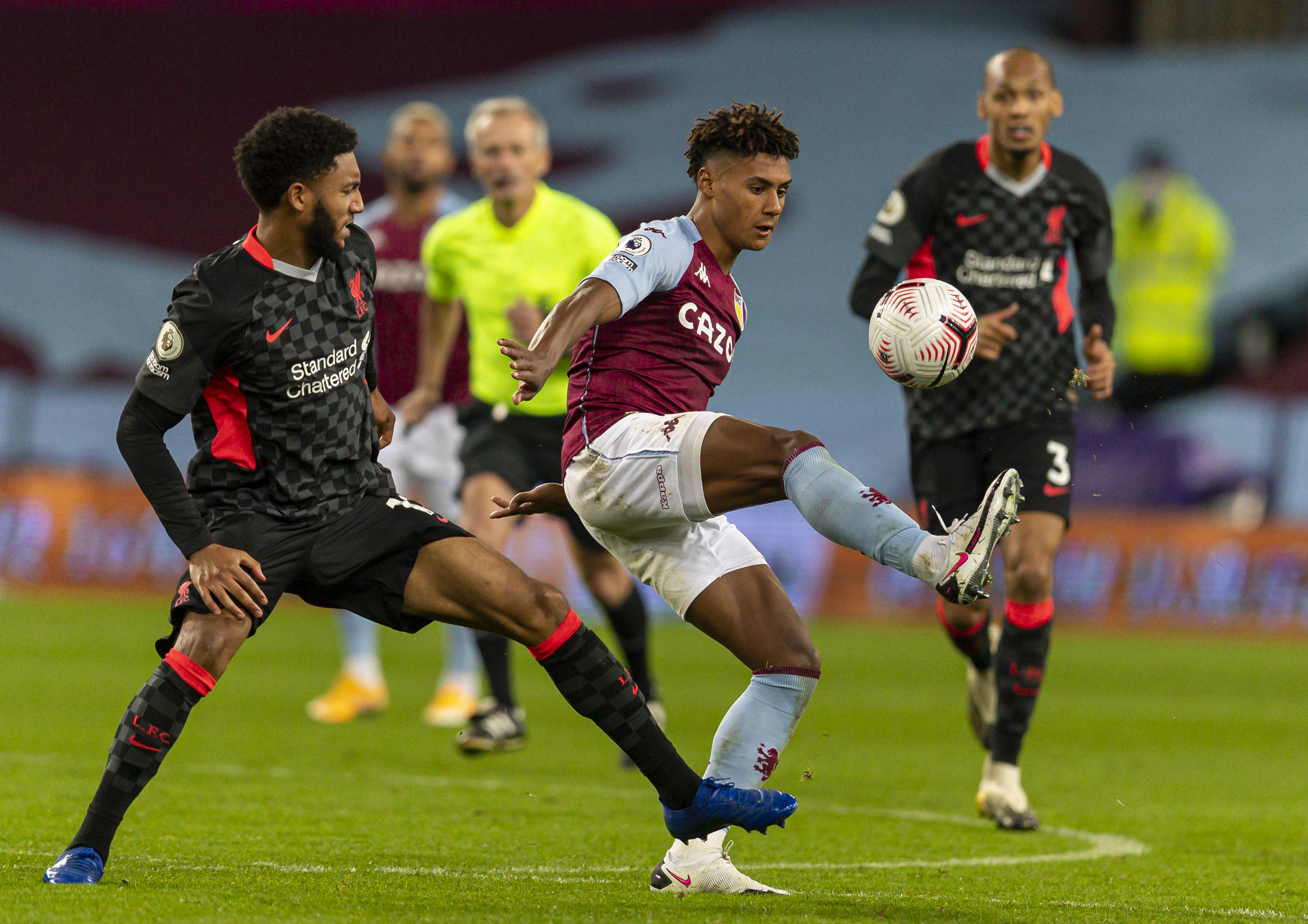 用灭火器和 用灭火器和